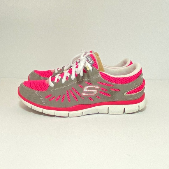 SKECHERS - ON THE GO FLEX WOMENS SIZE: 6 - Picture 8 of 12